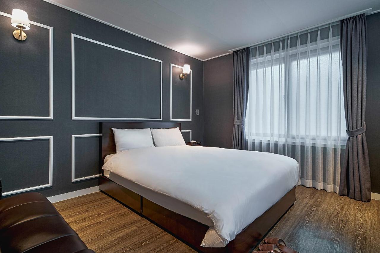 Apartment Butlerlee Yeonnam - Female Only *